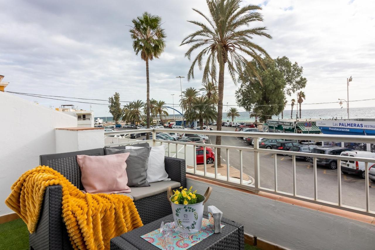 Sea & Wave Pedregalejo Beach Apartment Malaga Zewnętrze zdjęcie